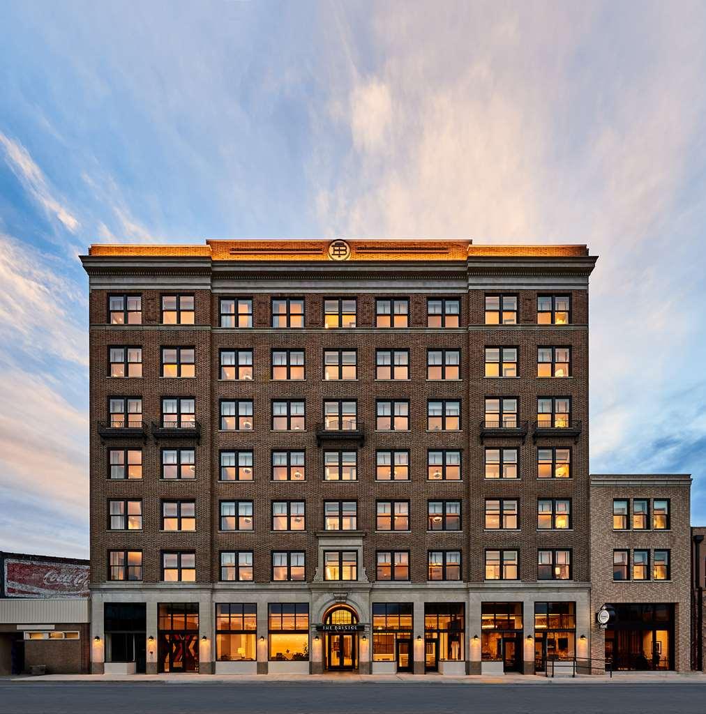 The Bristol Hotel Kültér fotó